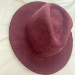 maroon rancher hat